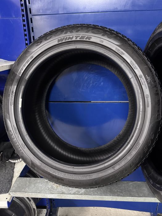 Pirelli Scorpion Winter різноширокі 275/45r20 305/40 r20 зима