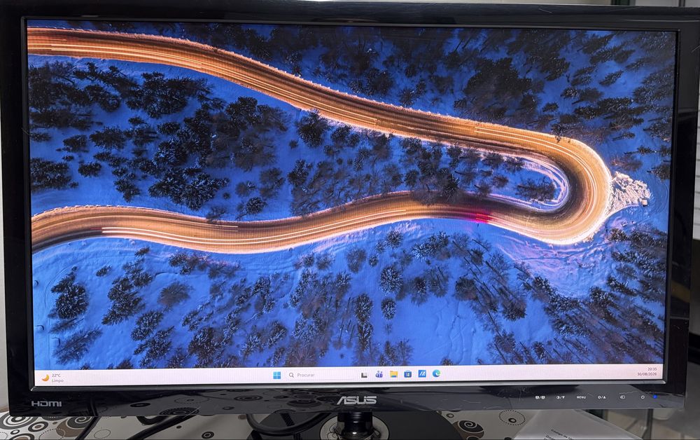 Monitor LCD Asus 24”