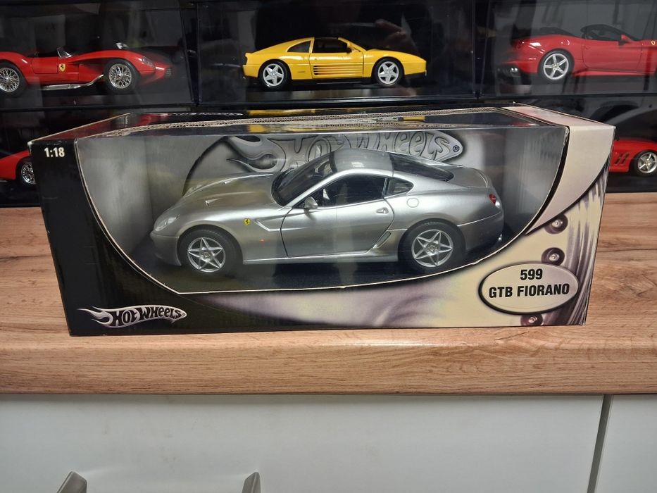 Model Ferrari 599 GTB Fiorano  1:18 Hot Weels