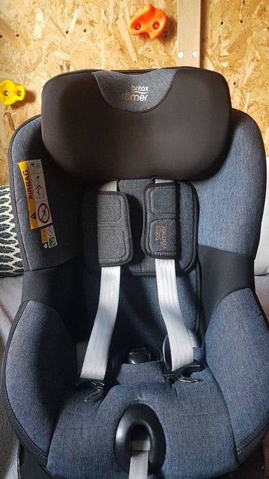 Fotelik Britax Romer Dualfix M i-Size, 61-105 cm, do 18 kg