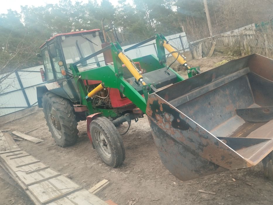 Навантажувач фронтальний КУН 4.2