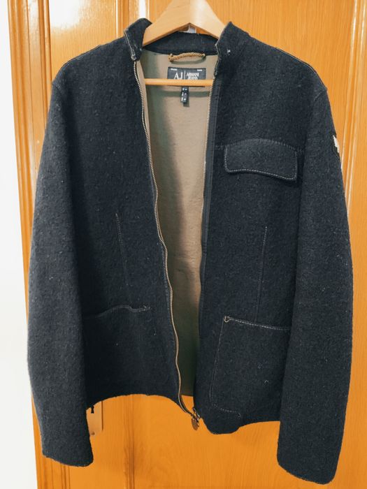 Casaco masculino Armani Jeans em azul e verde militar – Tamanho L