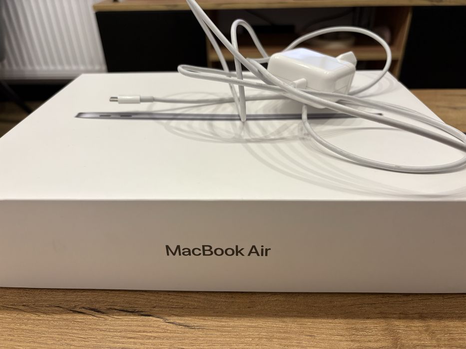 macbook air m1, 265GB