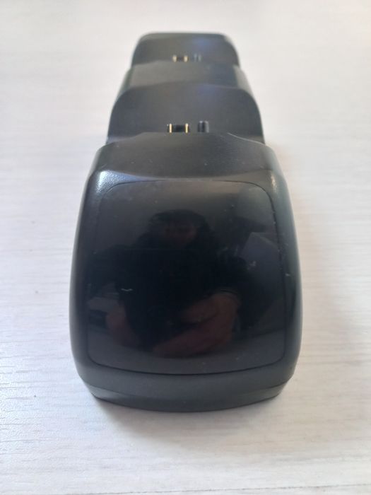 Ładowarka do padów ps4 jest