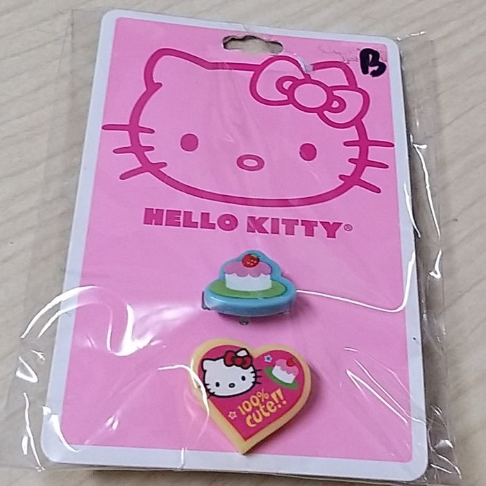 2 aneis ajustáveis Hello Kitty.