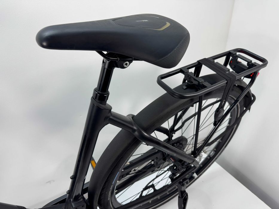 Rower elektryczny GIANT Dailytour E+ C7 rozmiar 53 cm bateria 500Wh