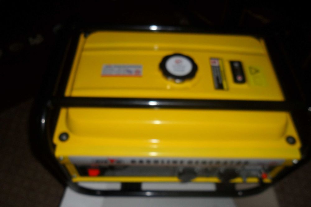 Бензогенератор Bizon  BS3500