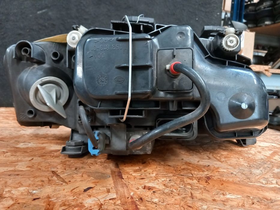 Ótica xenon esquerda Audi A6 C5