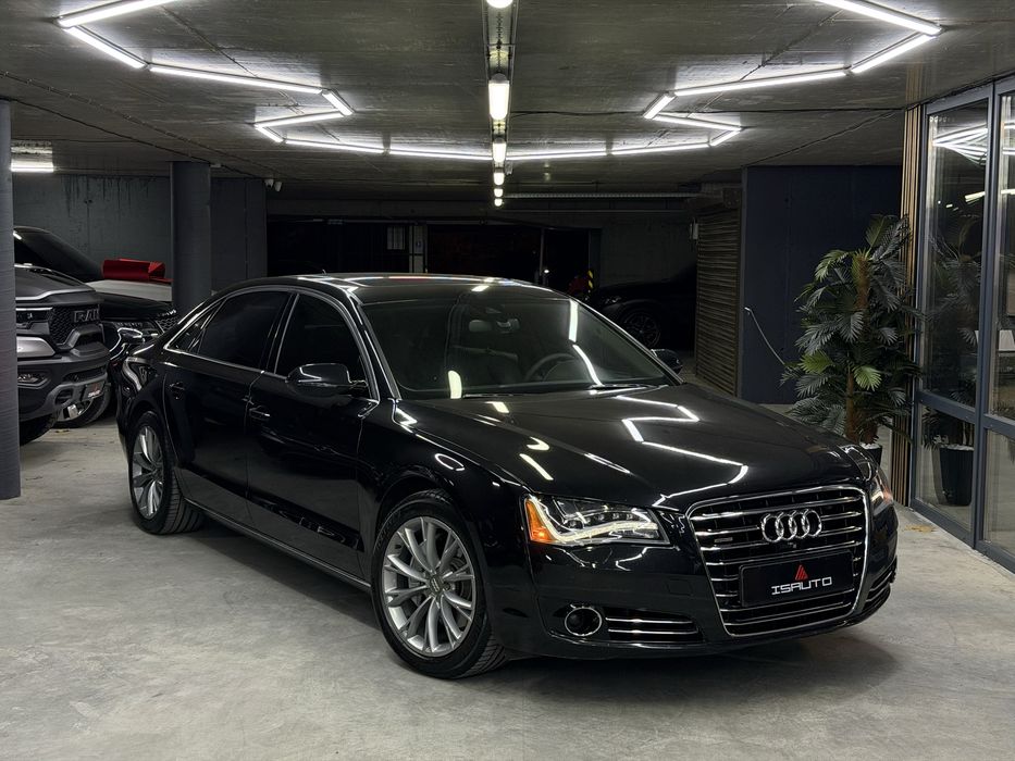 Audi A8L