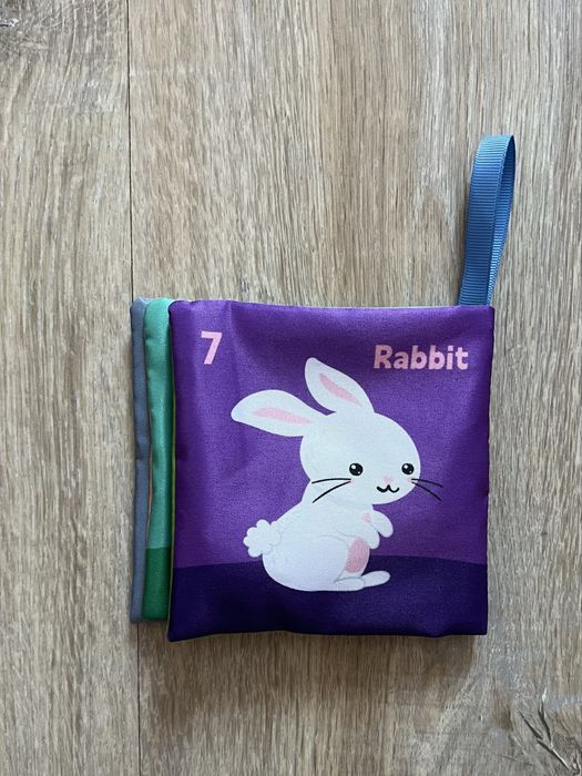 Книжка шуршалка  тваринки нова