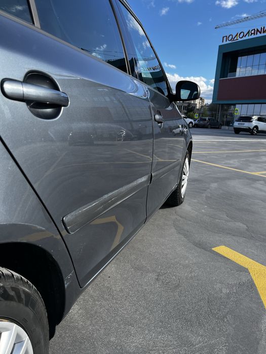 Skoda fabia 2008 1.4 бенз