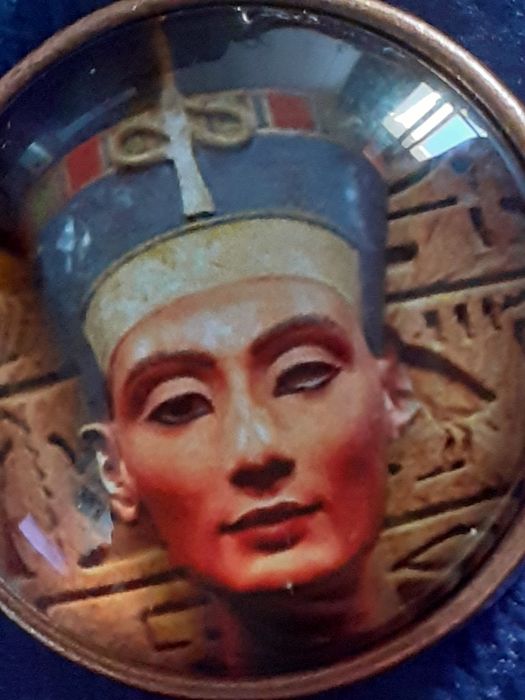 Corrente Pingente Medalha Rainha Nefertiti do Egipto - Piramide Faraó