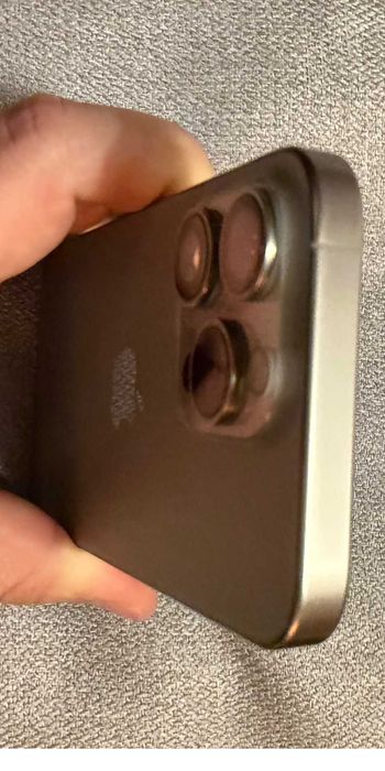 iPhone 15 pro 512 gb