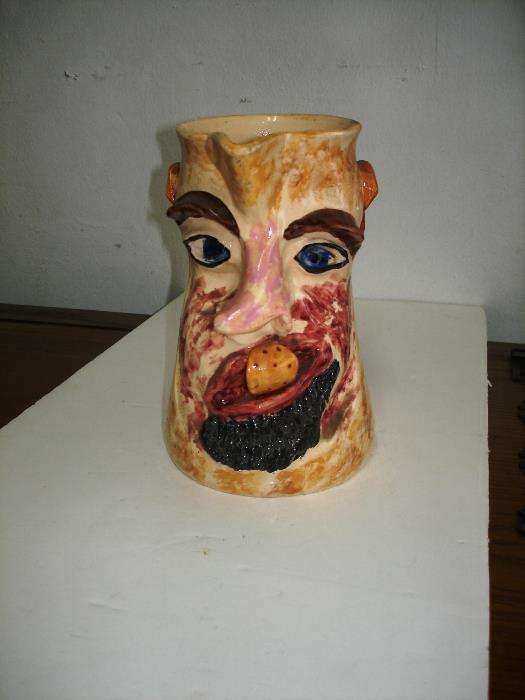 Caneca barro esmaltado assinada