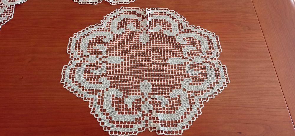 Panos de quarto em renda (crochet)