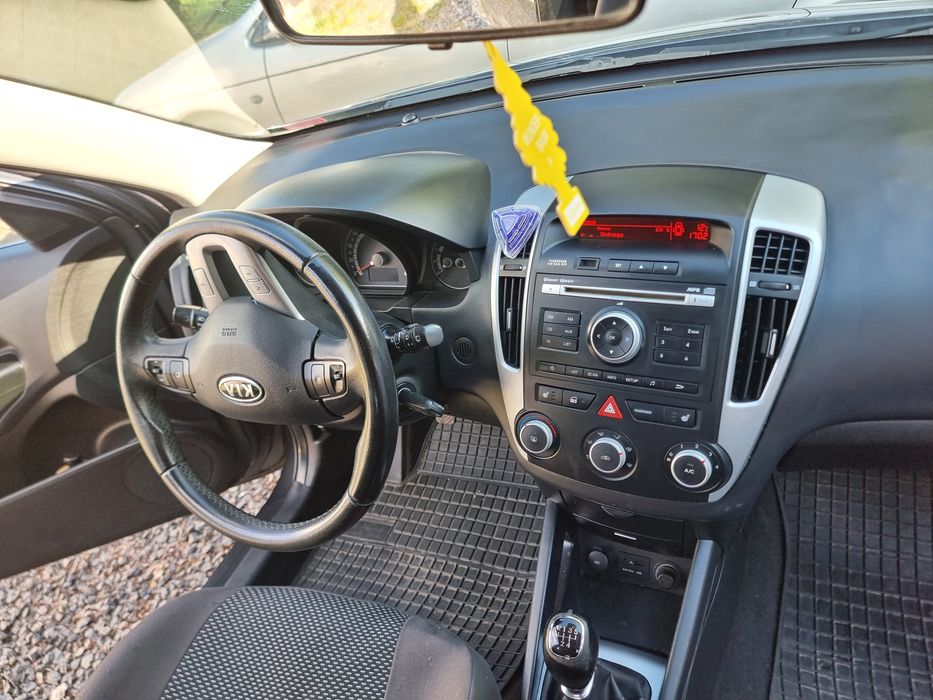 Kia Ceed 1.4 2011r