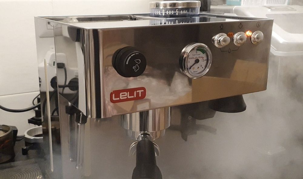 Lelit Anita PL042EMI TEMD Профессиональная эспрессо кофемашина + молка