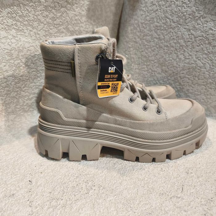 Ботинки унисекс Caterpillar - 41 р.