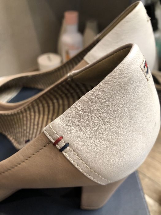 Tommy Hilfinger buty na grubym obcasie 39