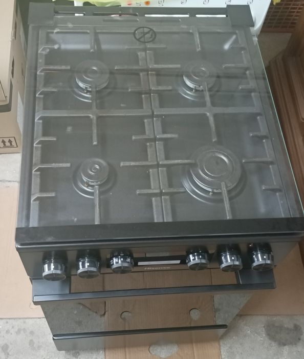 Kuchenka gazowa Hisense