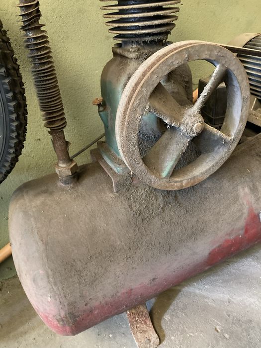 Compressor Trifásico