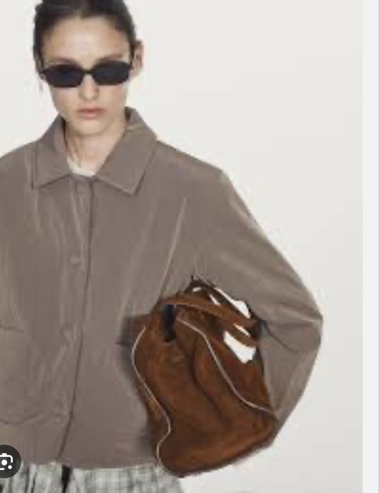 Куртка жіноча осіння massimo dutti