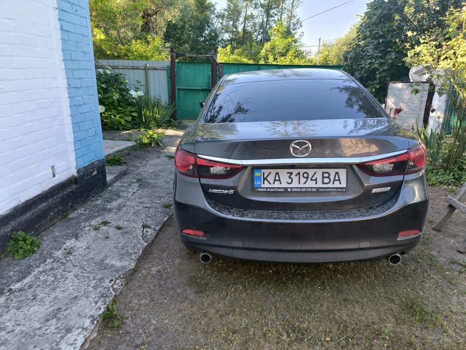 Автомобиль Mazda 6