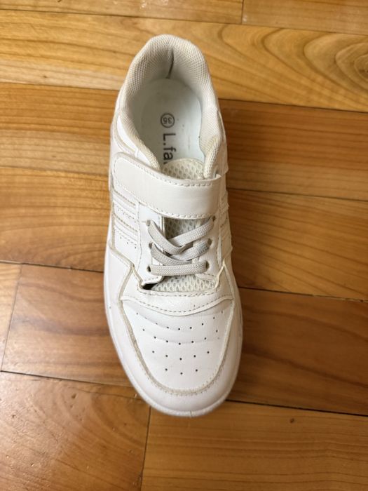 Кросівки білі, кеди