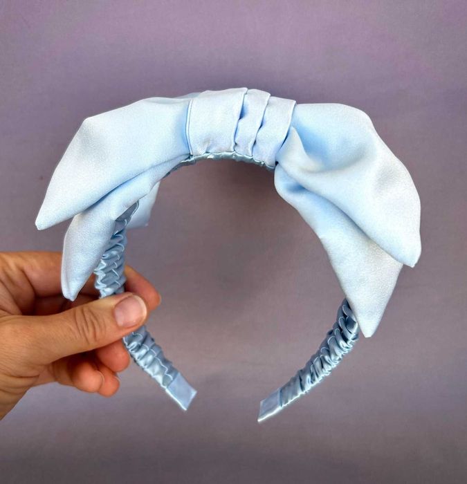 Bandolete artesanal com laço