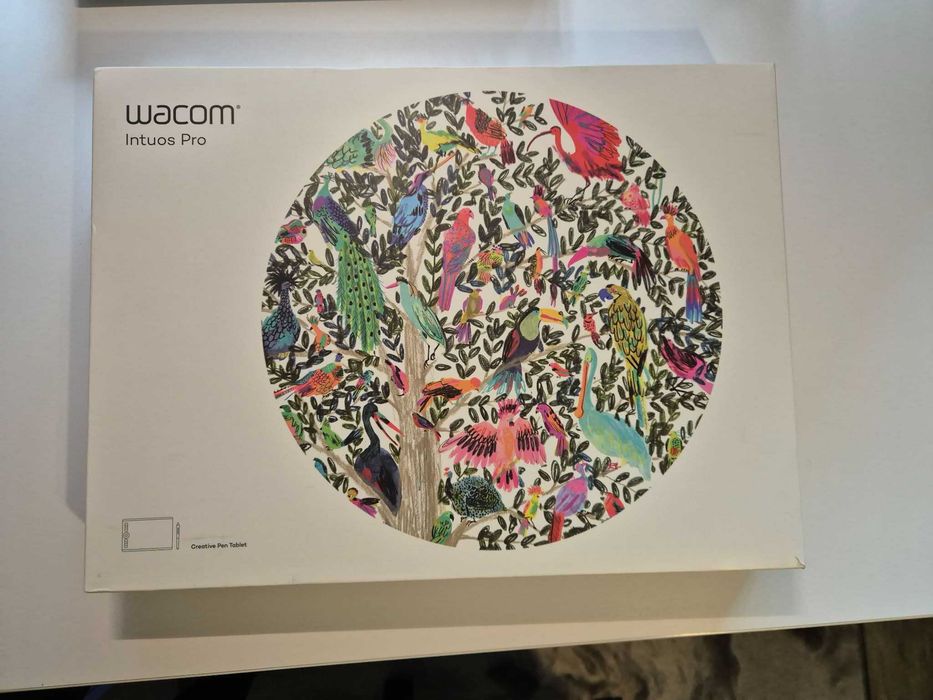 Wacom Intuos Pro M – uszkodzony, komplet w pudełku, na części lub do naprawy