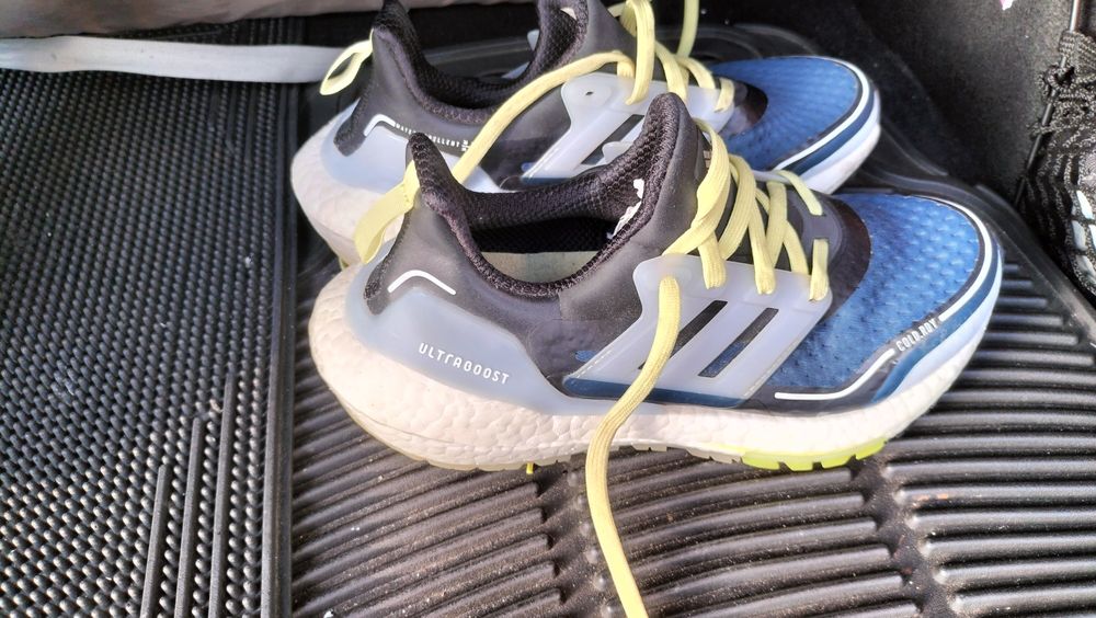 Tênis adidas ultra Boost número 38