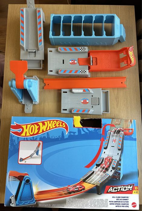 Трек Hot wheels