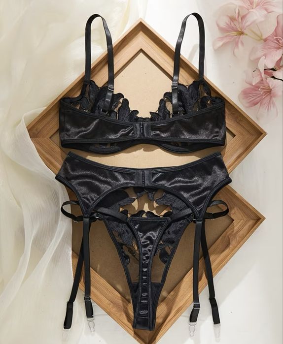 Білизна жіноча