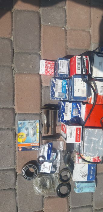 Продам запчастини на хундай н1,н100