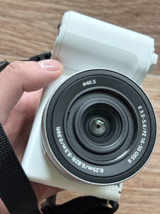 Фотоапарат Sony ZV-E10 Mark II з об'єктивом Kit 16-50mm