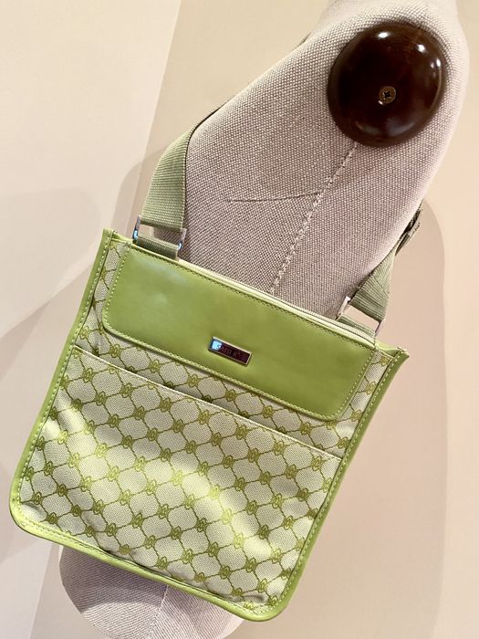 Zielona torna listonoszka