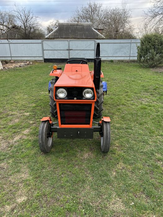 Мінітрактор японський