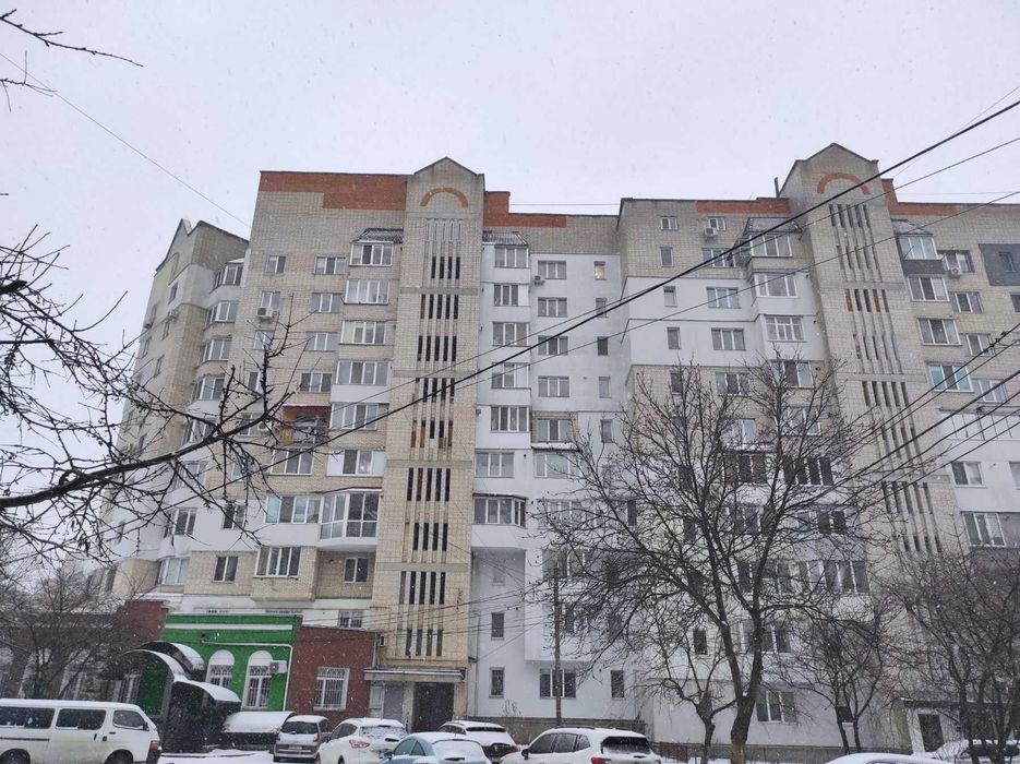 2-кімнатна квартира з АГВ та окремими кімнатами біля «Урожаю».