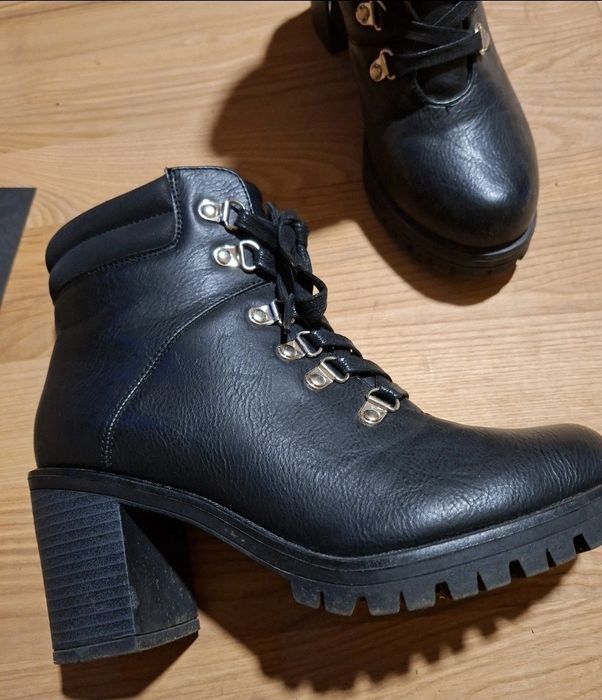 Botki obcas traper 38