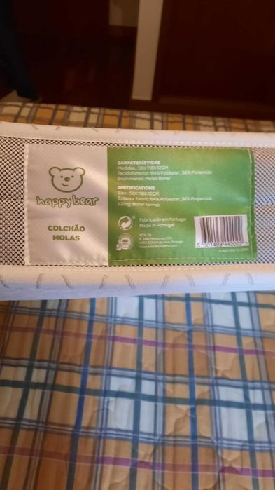 Cama de viagem para criança com colchão