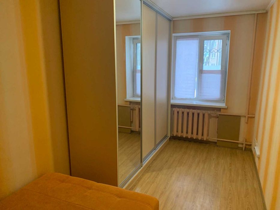 Продам 3 кімнатну квартиру вул. Ружинська