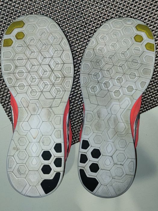 Buty do biegania Nike Free 5.0 r. 41 (26 cm) 724382-600