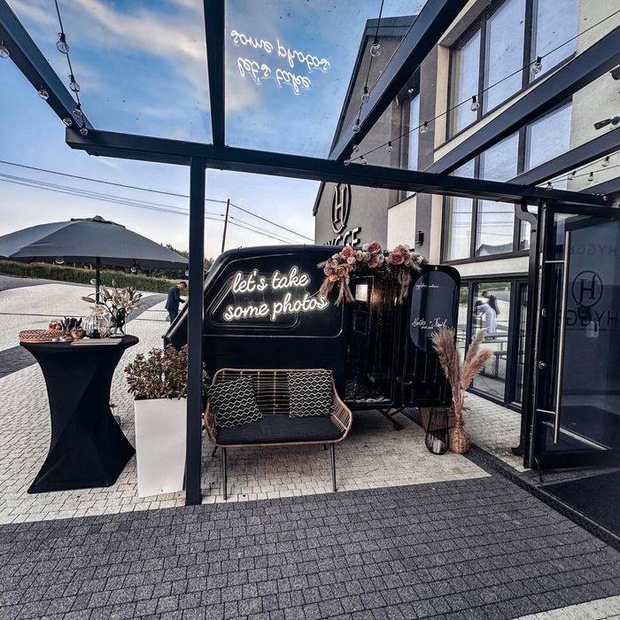 Fotoprzyczepa, fotobudka Kraków i okolice • wesela • imprezy