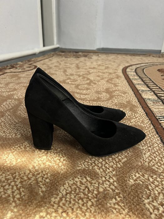 Туфлі жіночі чорні