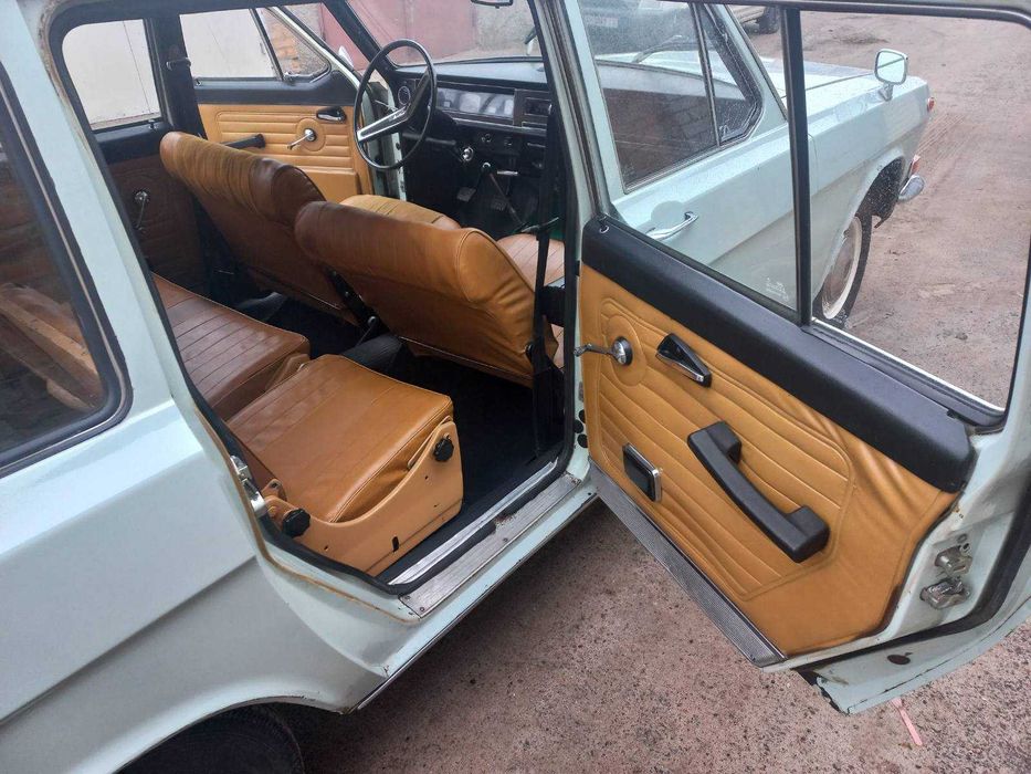 Газ 2402 Волга Универсал фургон оригинал Gaz Volga Avant родная краска