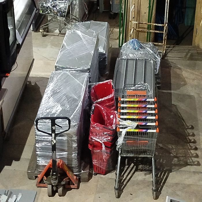 Кассовые боксы. Тумбы. Стелажи. Тележки. Карзины. Холодильное оборудов