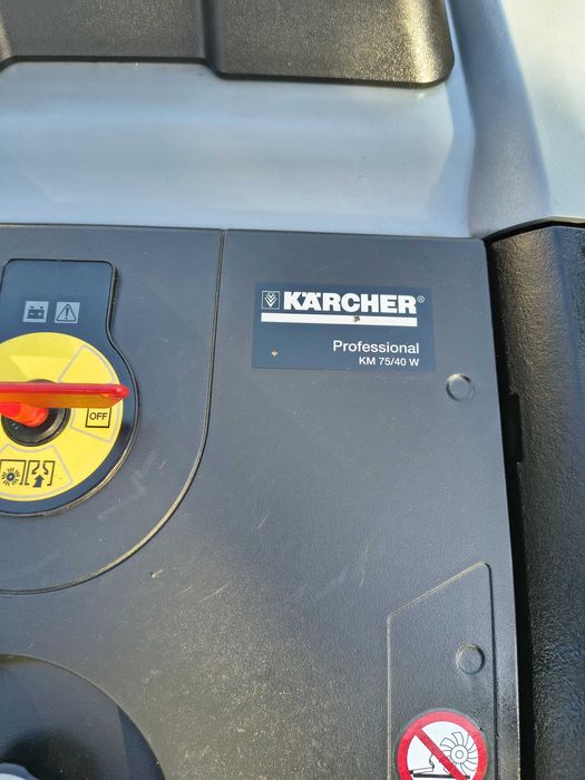 Zamiatarka KARCHER KM 75/40 W BP Pack Gwarancja