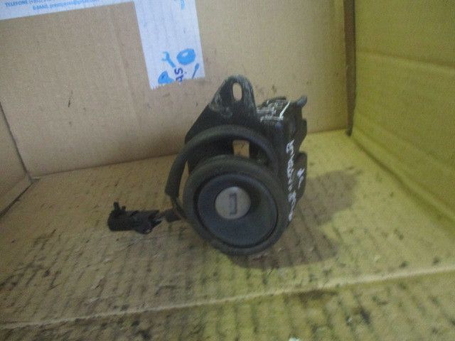 Fechadura / fecho da mala FIAT Punto (188_)