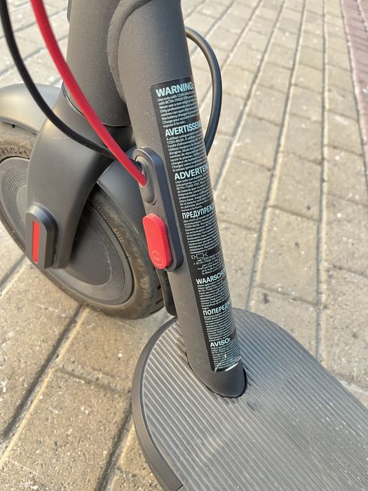 Самокат Xiaomi Electric Scooter 4