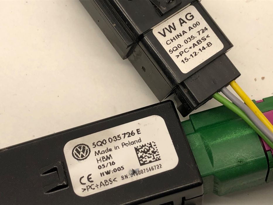 GNIAZDO USB SKODA OCTAVIA III 5Q0035726E ZŁĄCZE
